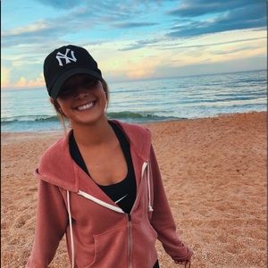 Meet your Posher, Grace